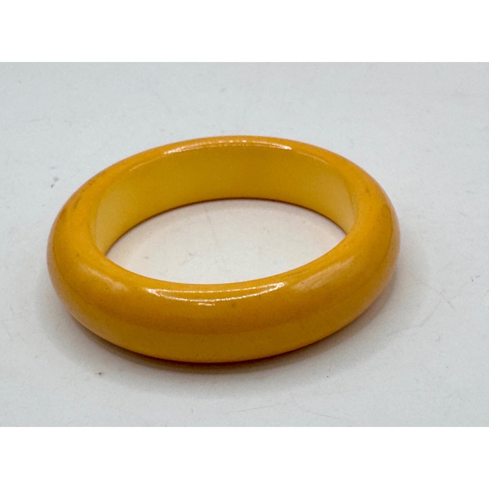 Butterscotch Bakelite Chunky‎ Bangle  Round Dome Glossy Retro Statement Jewelry